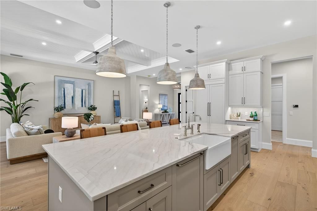 766 95th Ave N, Naples, FL 34108 Photo
