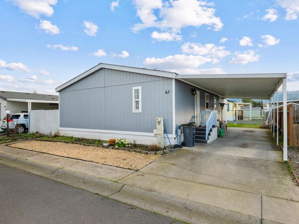 1570 S Peach Street, Unit 67, Medford, OR 97501