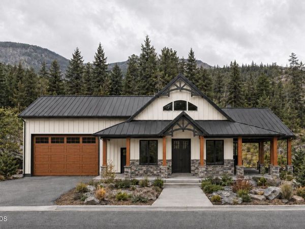 1075 Water Birch Court, Klamath Falls, OR 97601