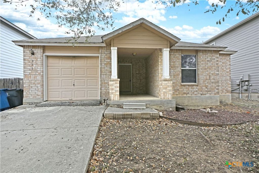 371 Copper Mountain, New Braunfels, TX 78130 Main Photo
