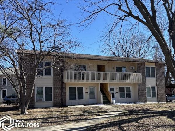 105 N 5Th #201 Street, Unit 201, Fairfield, IA 52556