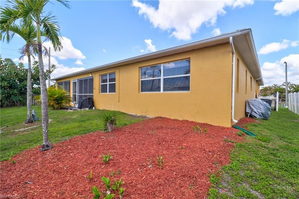 13400 Red Maple Cir, North Fort Myers, FL 33903 Photo