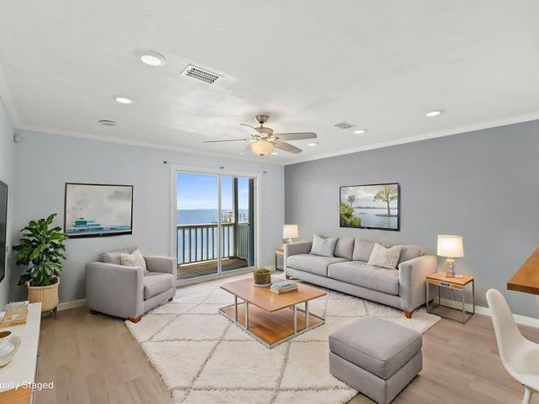 5539 Soundside Drive, Unit K, Gulf Breeze, FL 32563