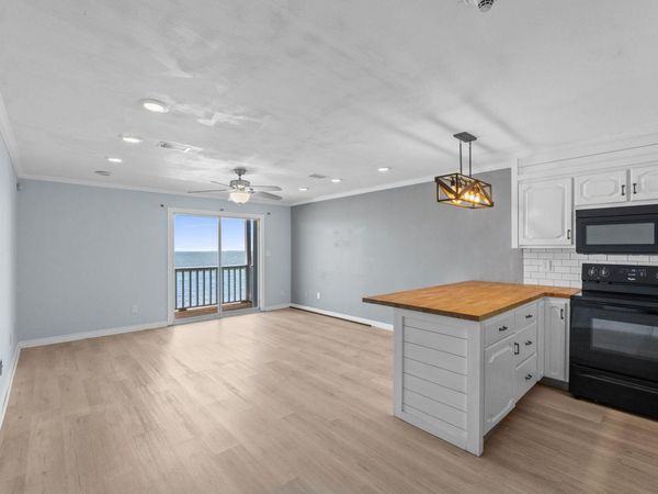 5539 Soundside Drive, Unit K, Gulf Breeze, FL 32563
