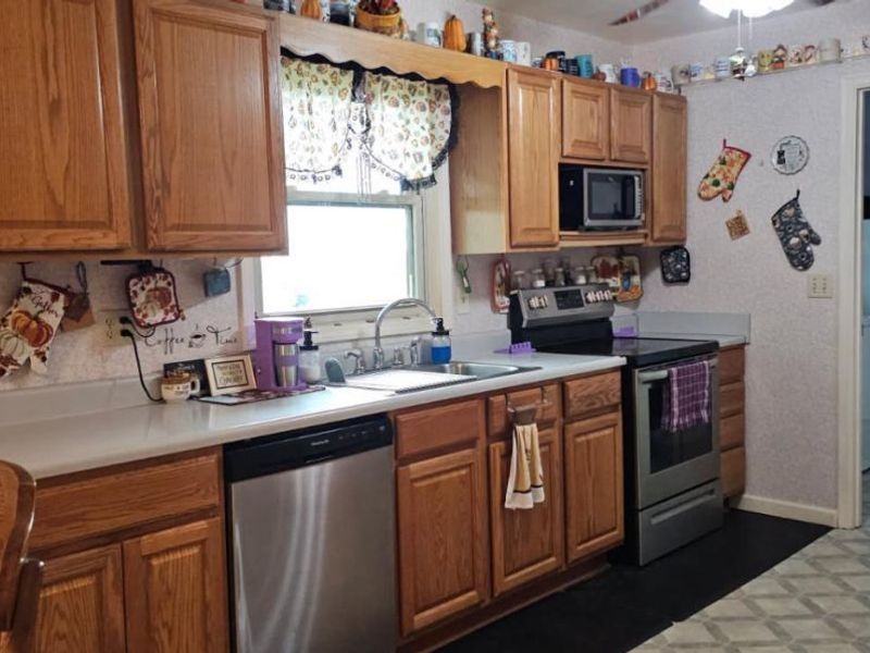 679 Oxford Germantown Road, Somers Twp, OH 45311 Photo 16