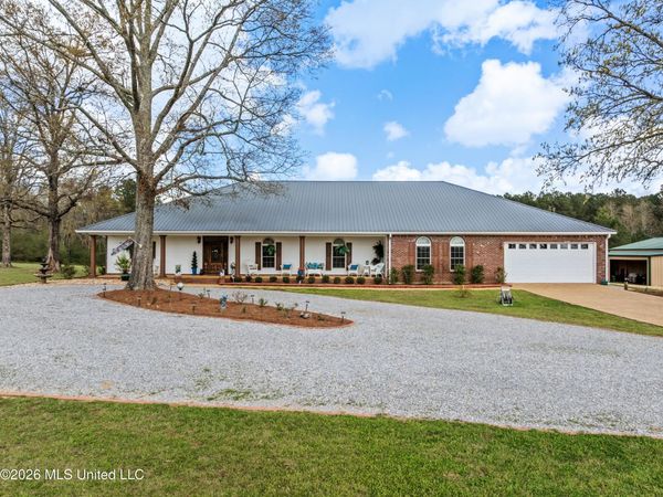 152 Highway 42 , Sumrall, MS 39482