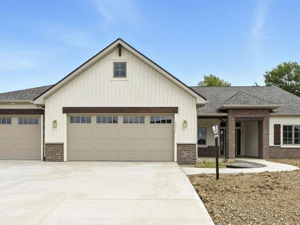 9836 Gala Cove, Fort Wayne, IN 46835