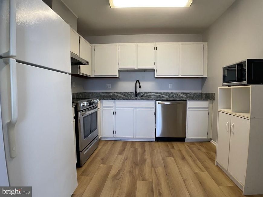 1401 Key Parkway, Unit 204, Frederick, MD 21702 Main Photo