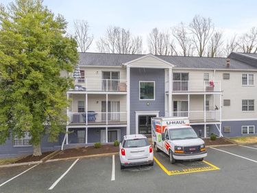 545 BURGOYNE RD , Unit 13, CHARLOTTESVILLE, VA 22901