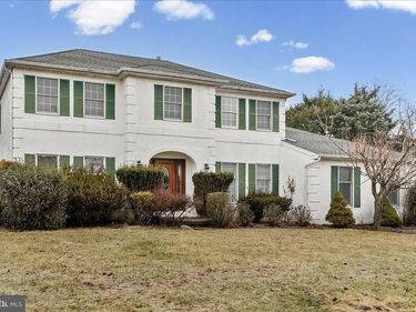 121 GWYNMONT DRIVE, NORTH WALES, PA 19454