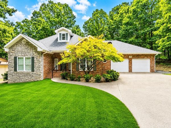 35 Delgado Way, Hot Springs Village, AR 71909