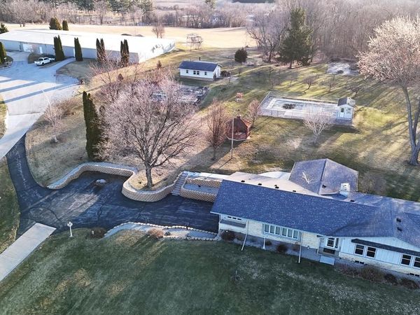 N6190 County Road F, Sullivan, WI 53178