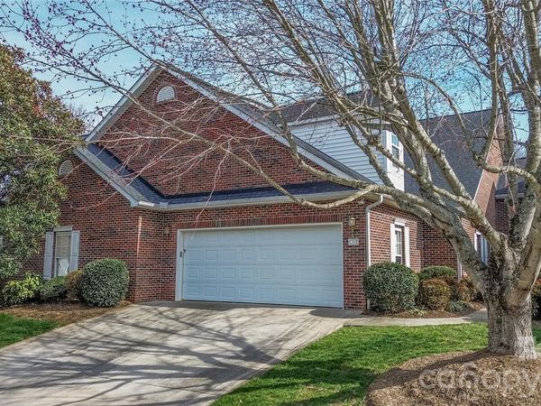 1365 Royalty Circle, Statesville, NC 28625