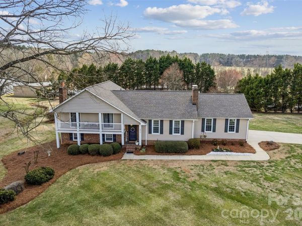 8815 Columbus Road, Davidson, NC 28036