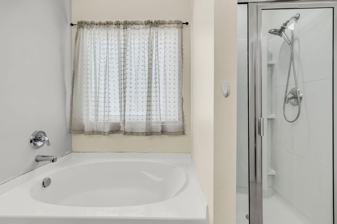 415 Watershed Drive Photo 26