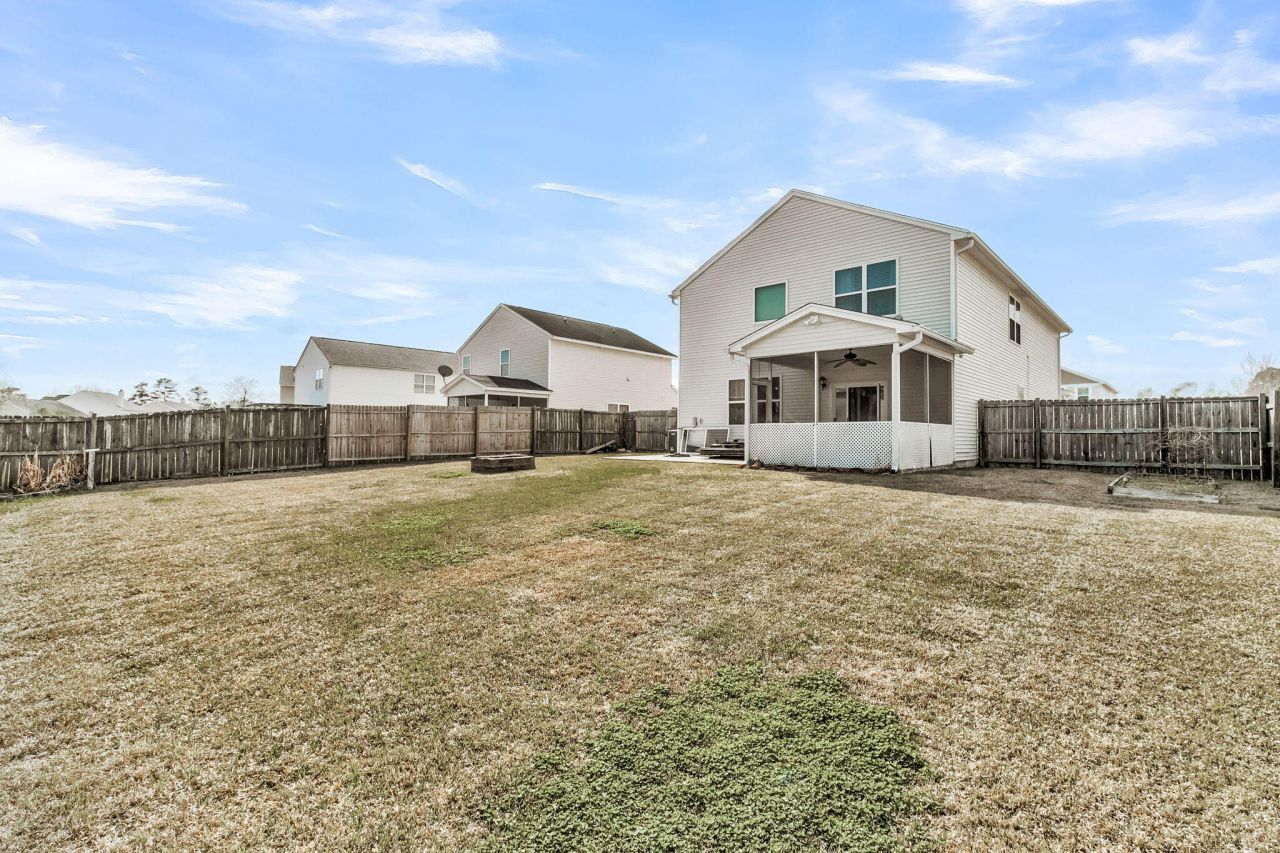 415 Watershed Drive Photo 35