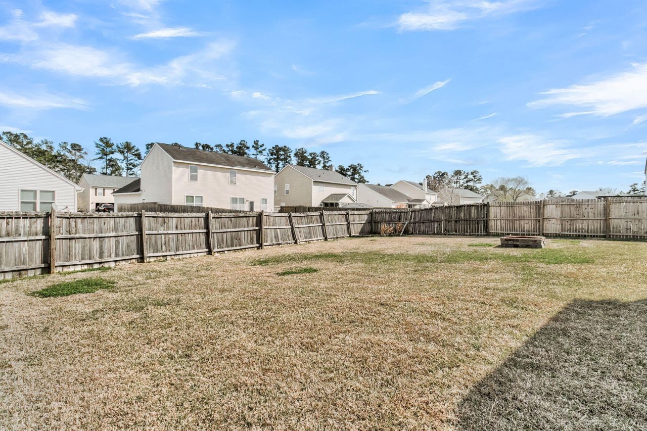 415 Watershed Drive Photo 36