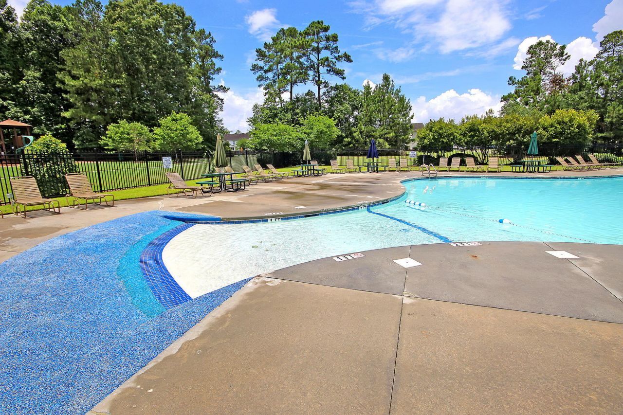 415 Watershed Drive Photo 42