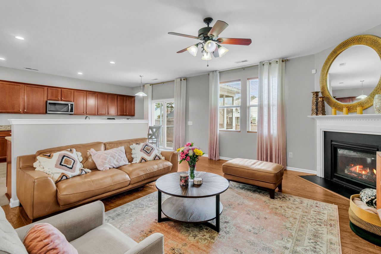 415 Watershed Drive Photo 9