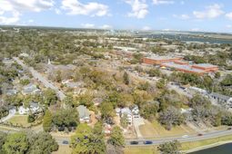 1138 Buist Avenue photo 4