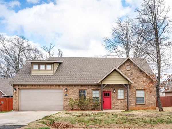 6 Worlaby Drive , Bella Vista, AR 72715