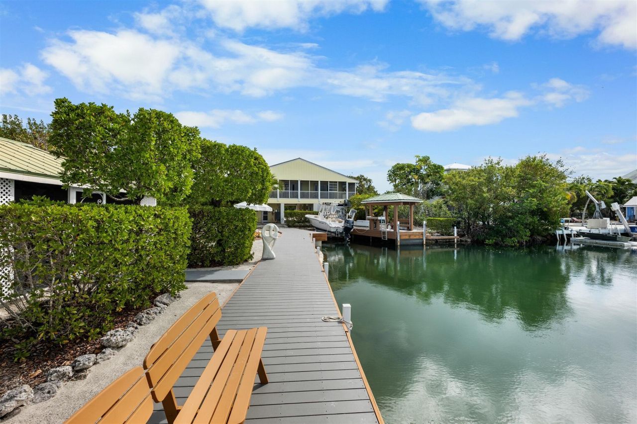 1232 W Shore Drive, Big Pine Key, FL 33043 Photo