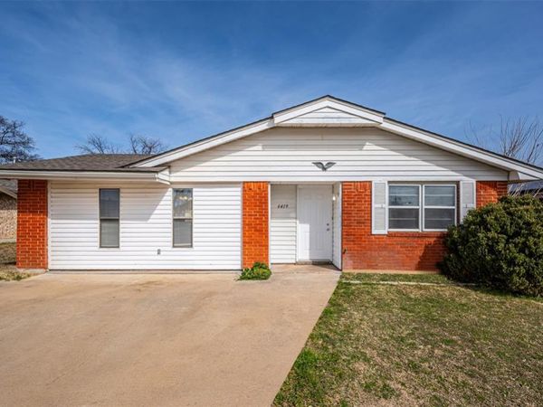6419 NW Arrowhead Drive, Lawton, OK 73505