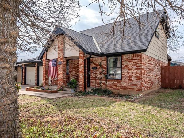 1837 City Avenue, Moore, OK 73160
