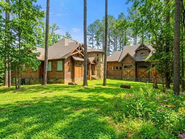 258 Pinehurst Lane, Broken Bow, OK 74728