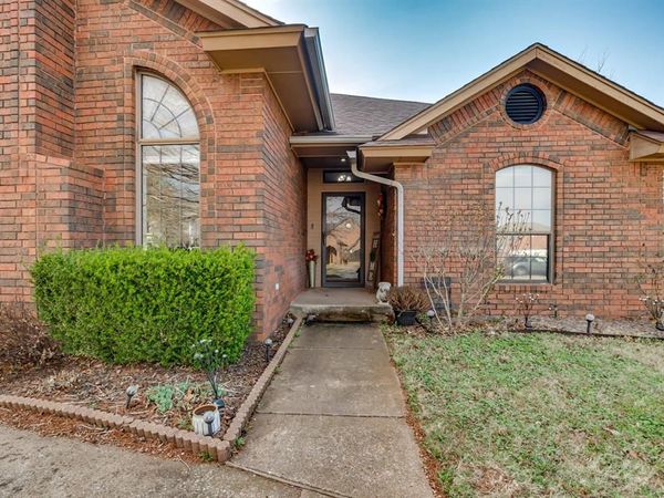 305 N Jasper Way, Mustang, OK 73064