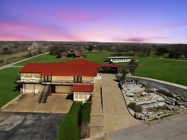 103 Park Drive, Sayre, OK 73662