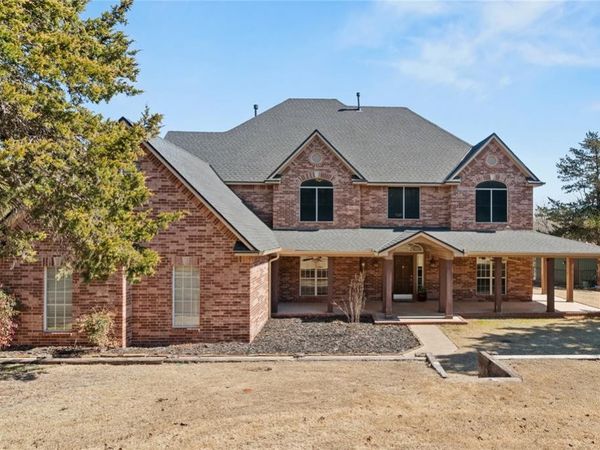 10400 Fawn Trail Road, Mustang, OK 73064