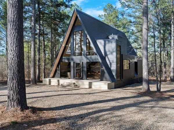 875 Lost Cedar Trail, Broken Bow, OK 74728