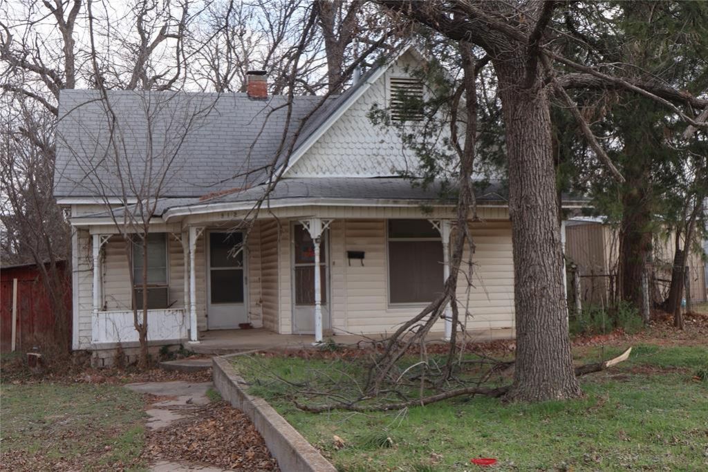 912 SW 5th Street, Lawton, OK 73501 Main Photo