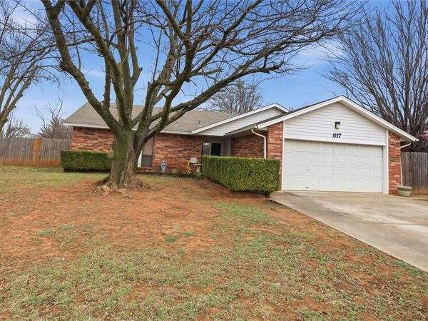 817 Boot Hill Lane, Noble, OK 73068