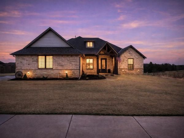 1147 Colonial Avenue, Tuttle, OK 73089