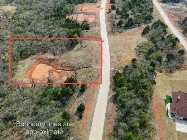 8266 E Wilshire Park Drive, Oklahoma City, OK 73111