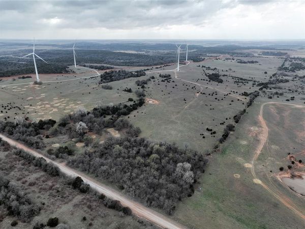 0001 County Street 2760 , Minco, OK 73059