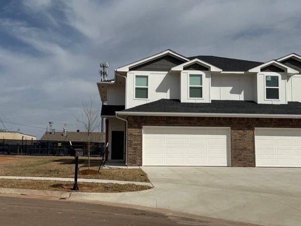 204 Mason Court, Yukon, OK 73099