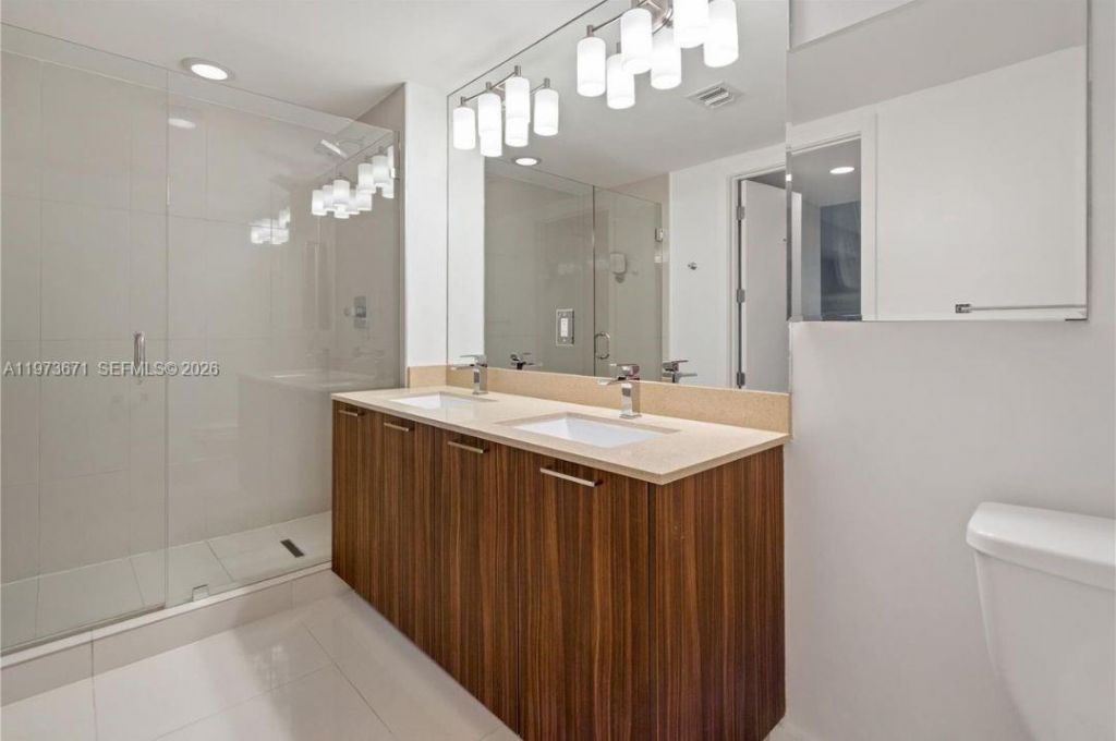 5252 NW 85th Ave , Unit 311, Doral, FL 33166 Photo