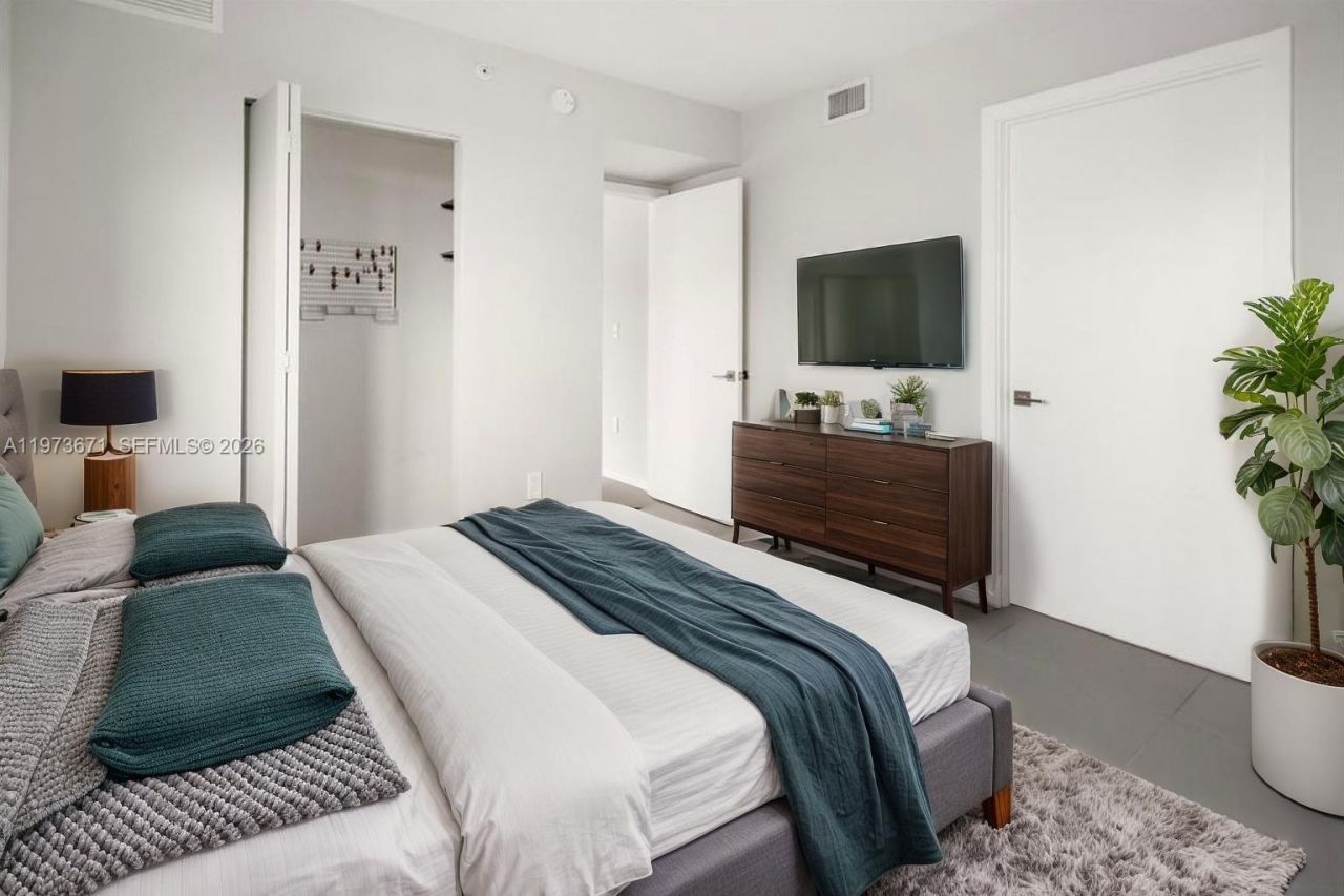 5252 NW 85th Ave , Unit 311, Doral, FL 33166 Photo