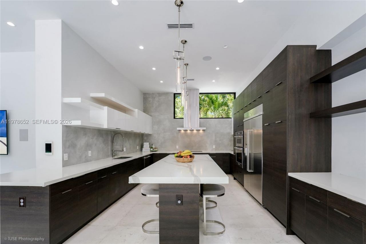 56 Samana Dr, Miami, FL 33133 Photo