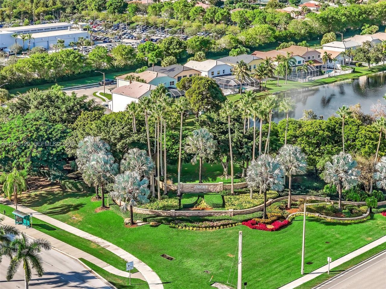 15363 NW 14th Rd , Pembroke Pines, FL 33028 Photo