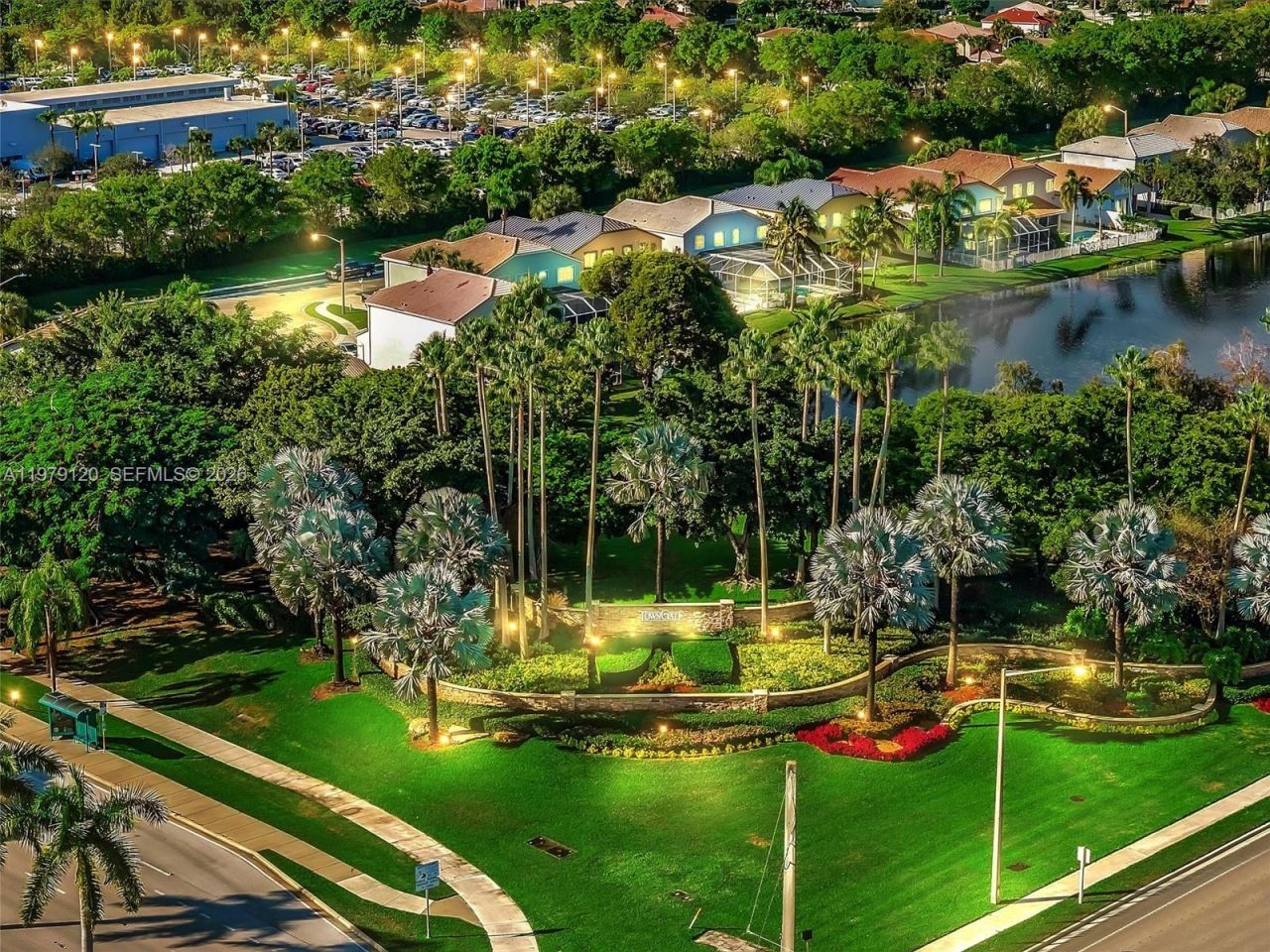 15363 NW 14th Rd , Pembroke Pines, FL 33028 Photo