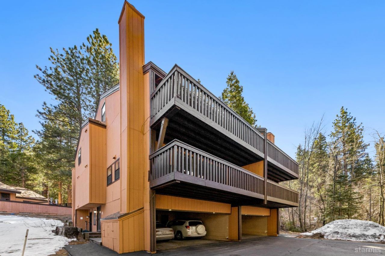 1439 Ski Run Boulevard, Unit 2, South Lake Tahoe, CA 96150 Main Photo