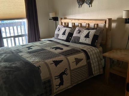 1439 Ski Run Boulevard, Unit F-2, South Lake Tahoe, CA 96150 Photo