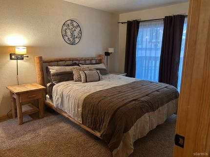 1439 Ski Run Boulevard, Unit F-2, South Lake Tahoe, CA 96150 Photo