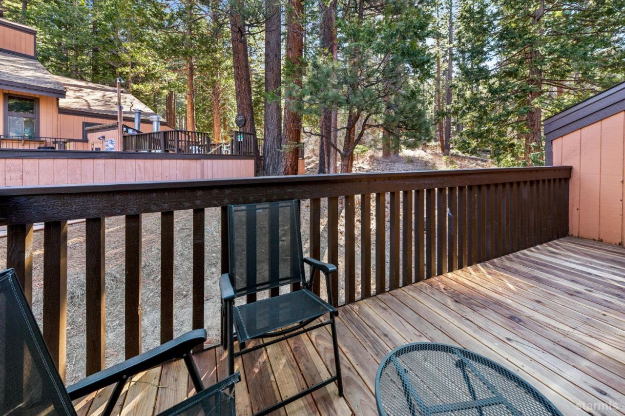 1439 Ski Run Boulevard, Unit F-2, South Lake Tahoe, CA 96150 Photo