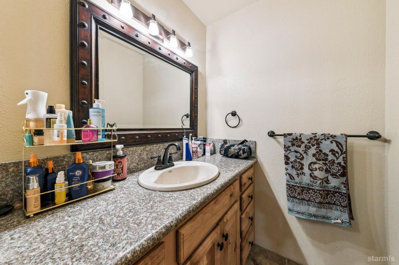 1439 Ski Run Boulevard, Unit F-2, South Lake Tahoe, CA 96150 Photo