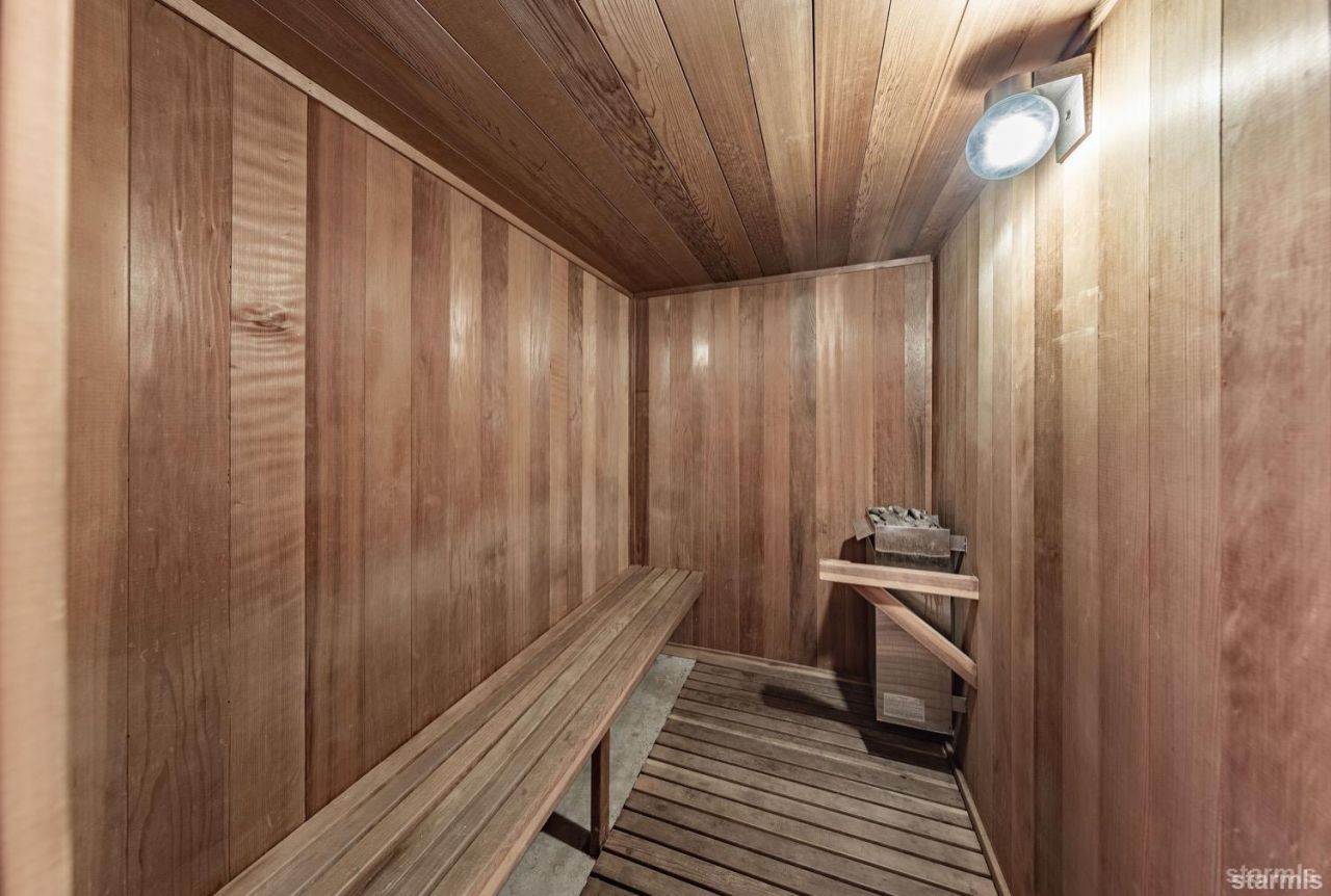 1439 Ski Run Boulevard, Unit F-2, South Lake Tahoe, CA 96150 Photo